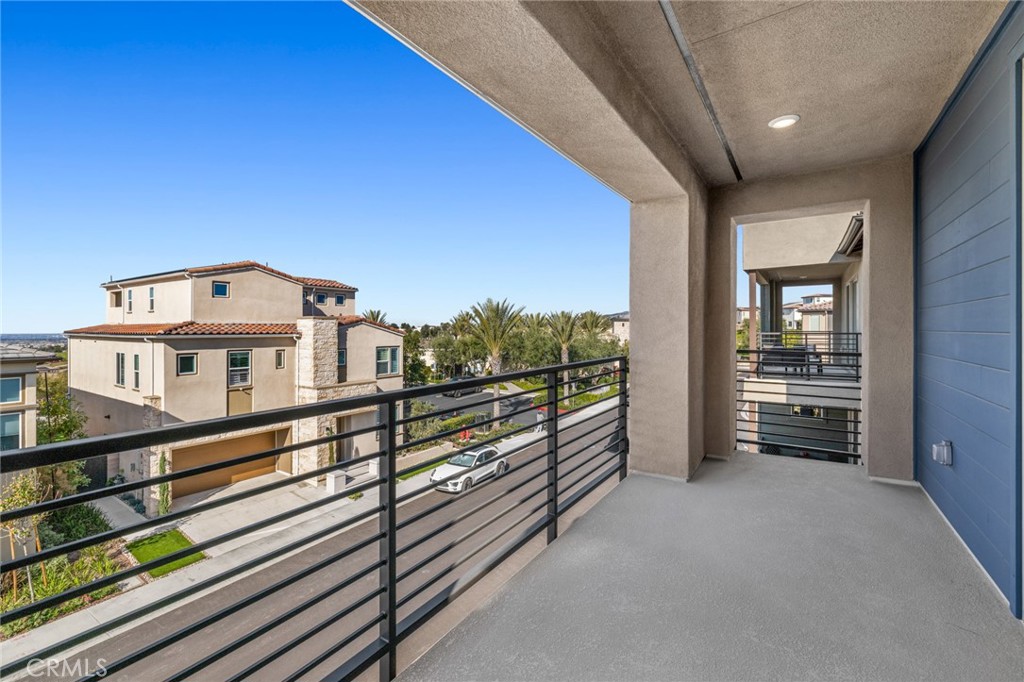 526 Serrano Summit Drive Lake Forest, CA 92630 - Photo 19 of 59 a view of a balcony with an outdoor space