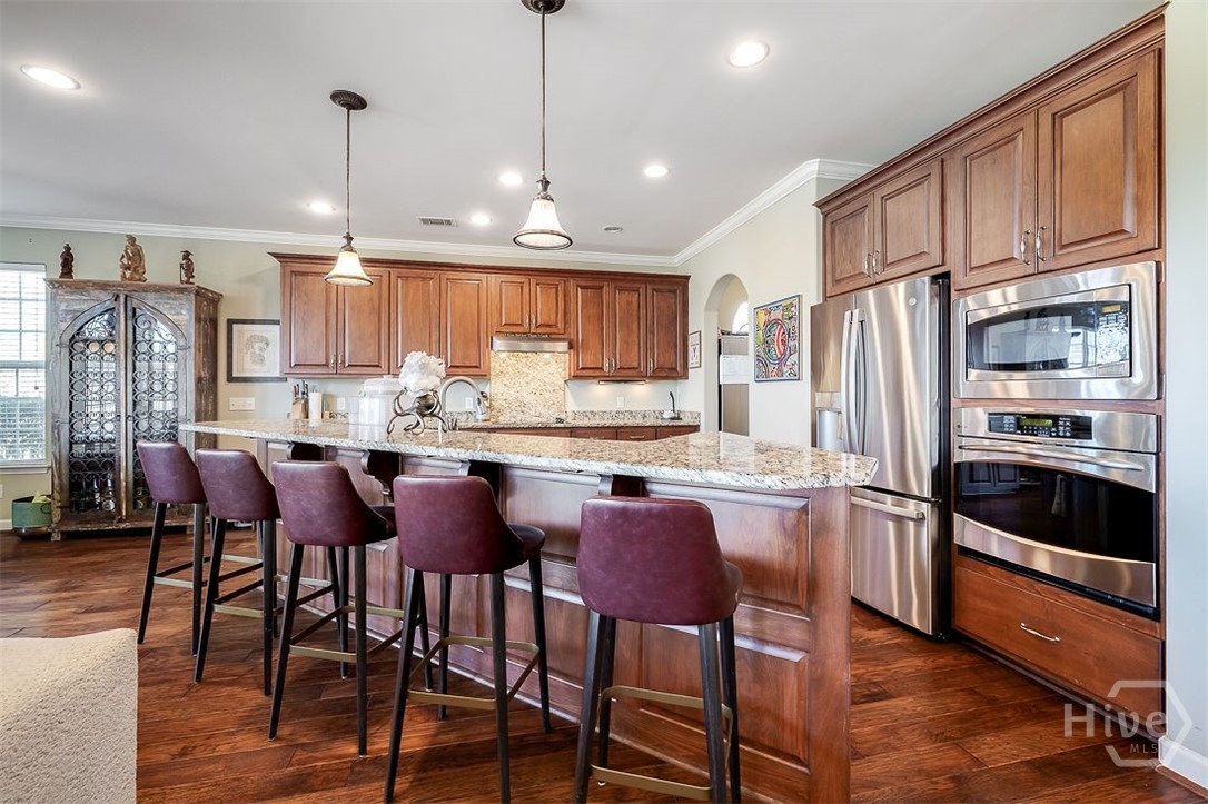 663 Wyndham Way Pooler, GA 31322 - Photo 19 of 66 Kitchen with large island