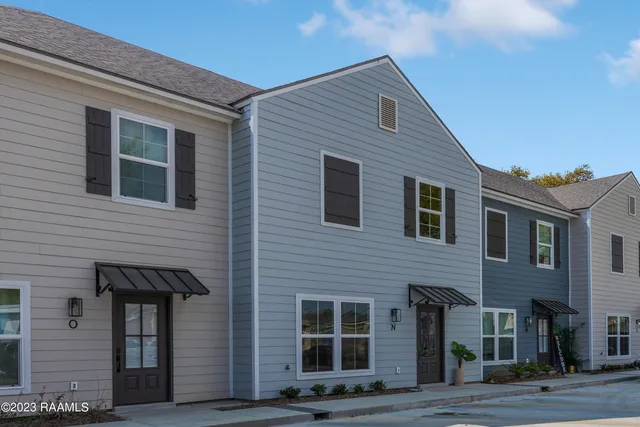 $249,500 | 104 Whittington Drive, Unit N, Lafayette, LA 70503