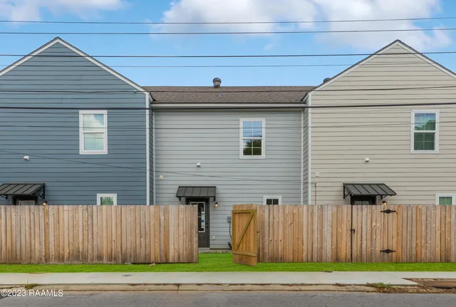 $249,500 | 104 Whittington Drive, Unit N, Lafayette, LA 70503