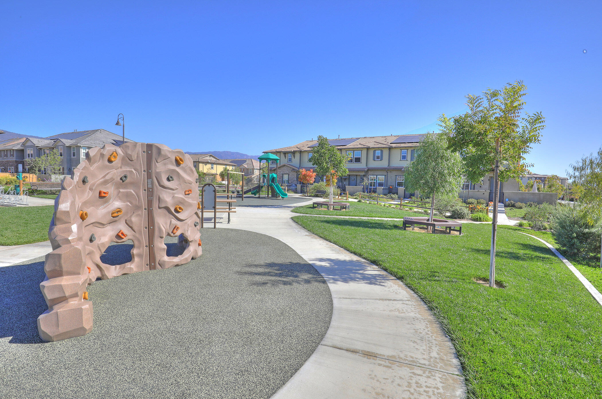 6607 Fathom Way Goleta, CA 93117 - Photo 29 of 37 a view of a city