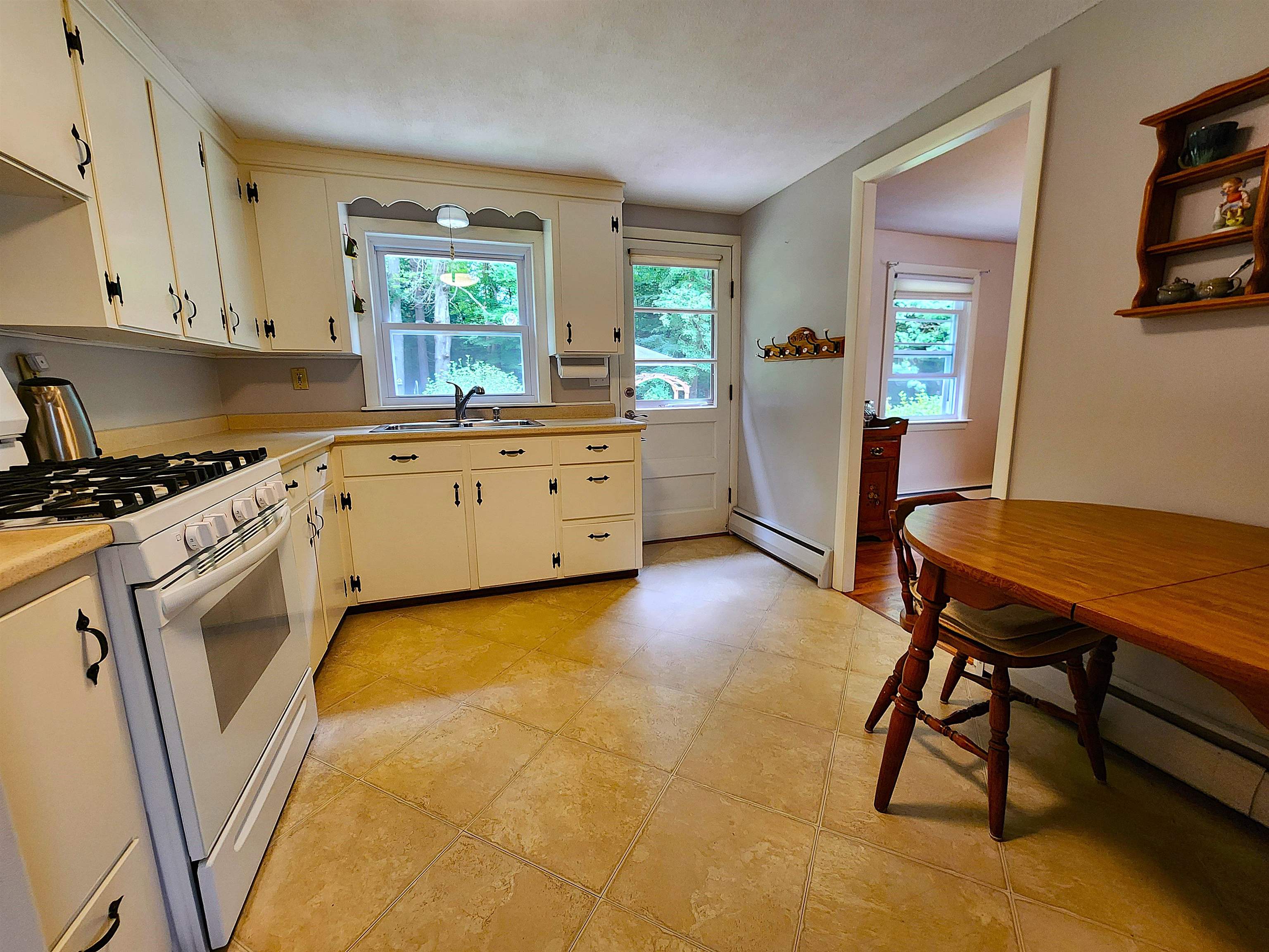 79 Breezy Hill Road Springfield, VT 05156 - Photo 6 of 26