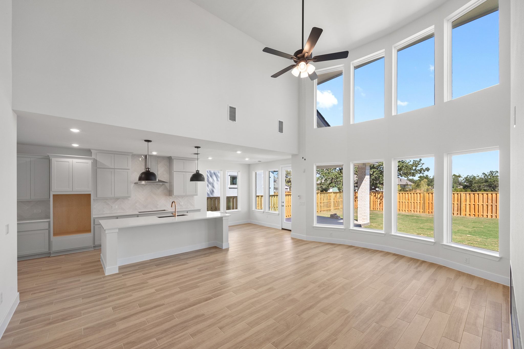 109 Buckaroo Drive Georgetown, TX 78633 - Photo 5 of 37