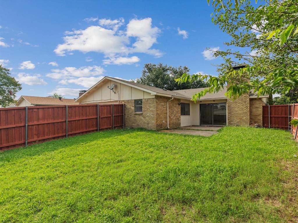 1926 Rambling Ridge Lane Carrollton, TX 75007 - Photo 25 of 26