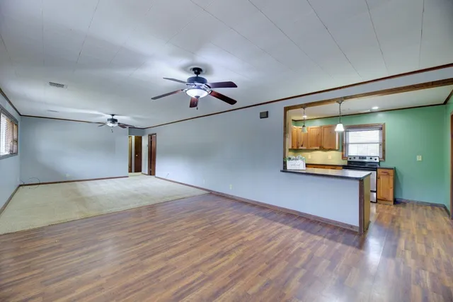 $204,900 | 1902 Winfield Avenue, Winfield, KS 67156