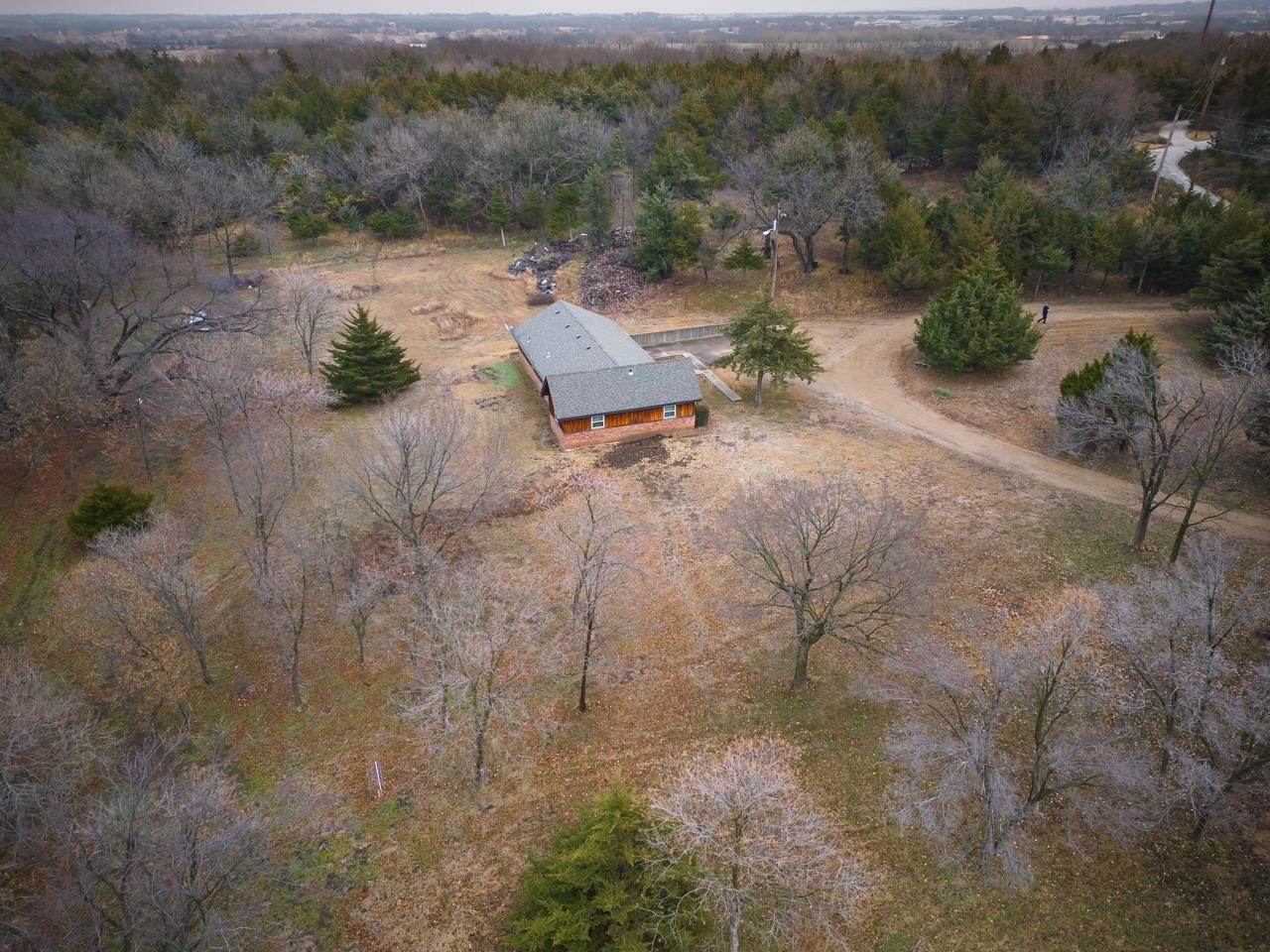1902 Winfield Avenue Winfield, KS 67156 - Photo 35 of 36