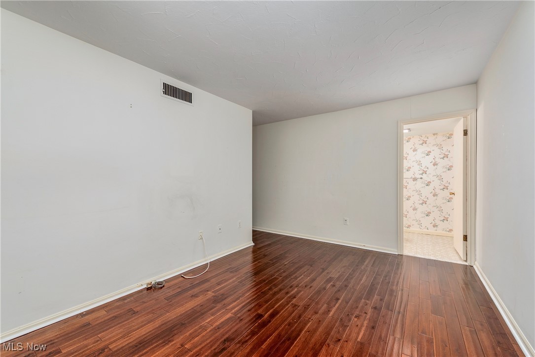 22701 Center Ridge Road, Unit 306 Rocky River, OH 44116 - Photo 21 of 29 Gallery Image 21