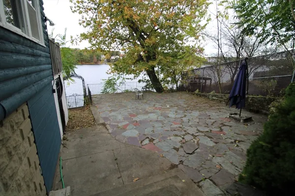 $453,500 | 340 Lake Avenue, Worcester, MA 01604