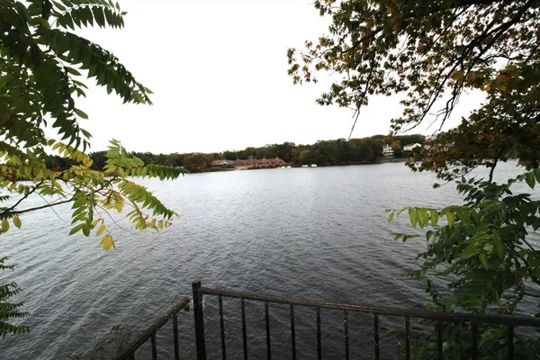 $453,500 | 340 Lake Avenue, Worcester, MA 01604