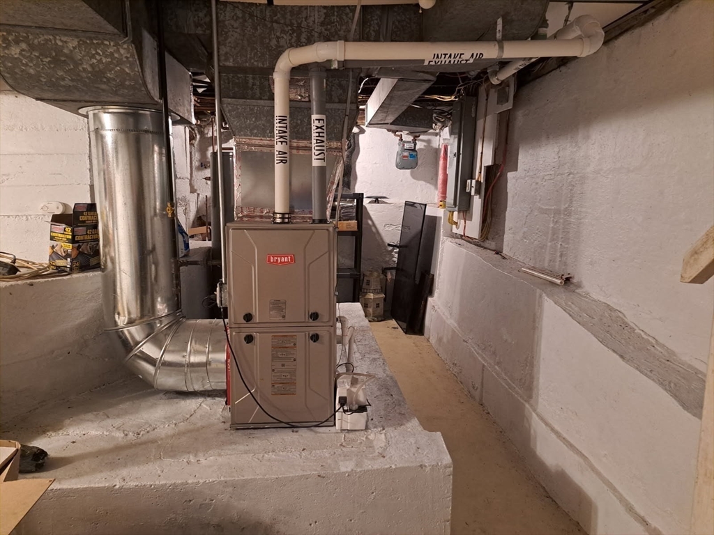 340 Lake Avenue Worcester, MA 01604 - Photo 37 of 37 a view of water heater room