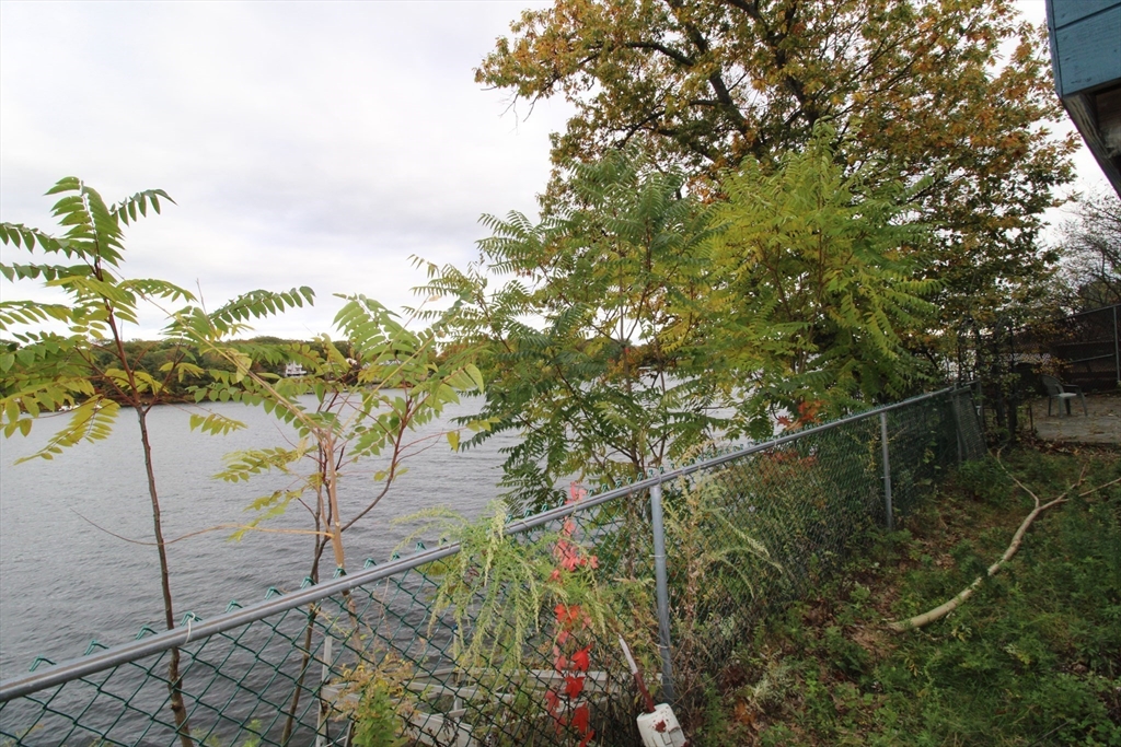 340 Lake Avenue Worcester, MA 01604 - Photo 5 of 37 a view of a lake