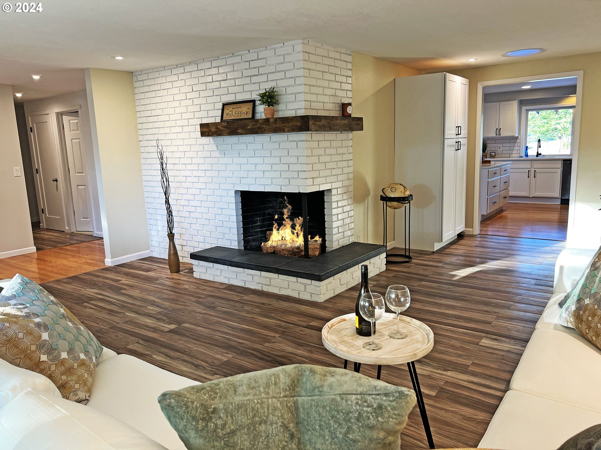 6885 South Anderson Road Aurora, OR 97002 - Photo 3 of 38 Gallery Image 3