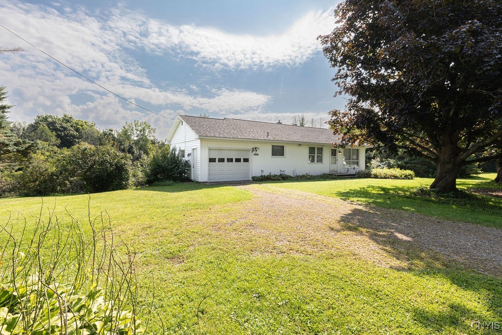 3334 County Rte 176 Scriba, NY 13126 - Photo 4 of 35