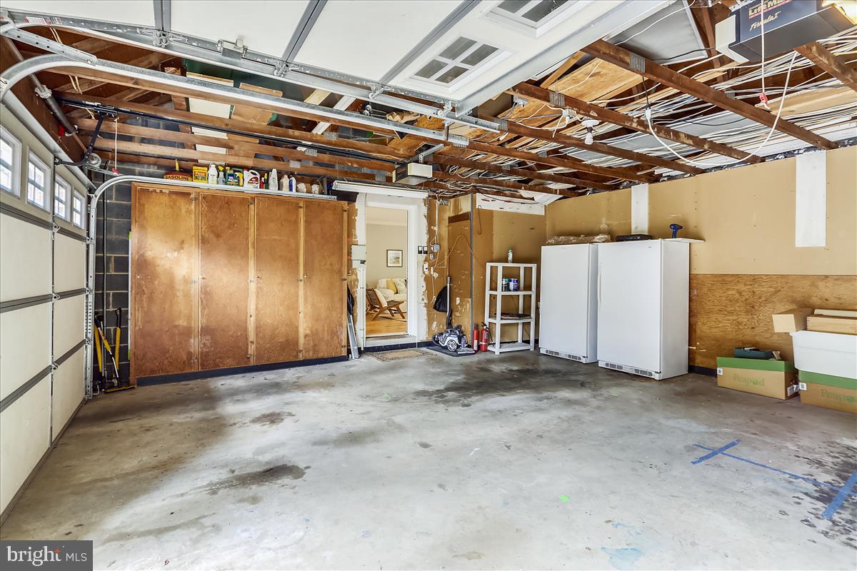 9801 Brookford Road Potomac, MD 20854 - Photo 58 of 82 Garage