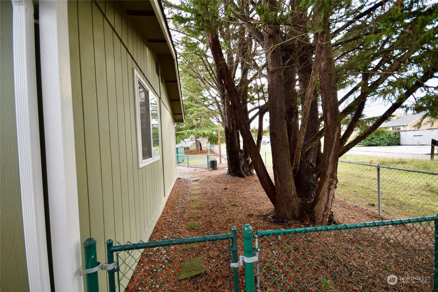 52 Juniper Mobile Estate Sequim, WA 98382 - Photo 20 of 21 a view of outdoor space and yard