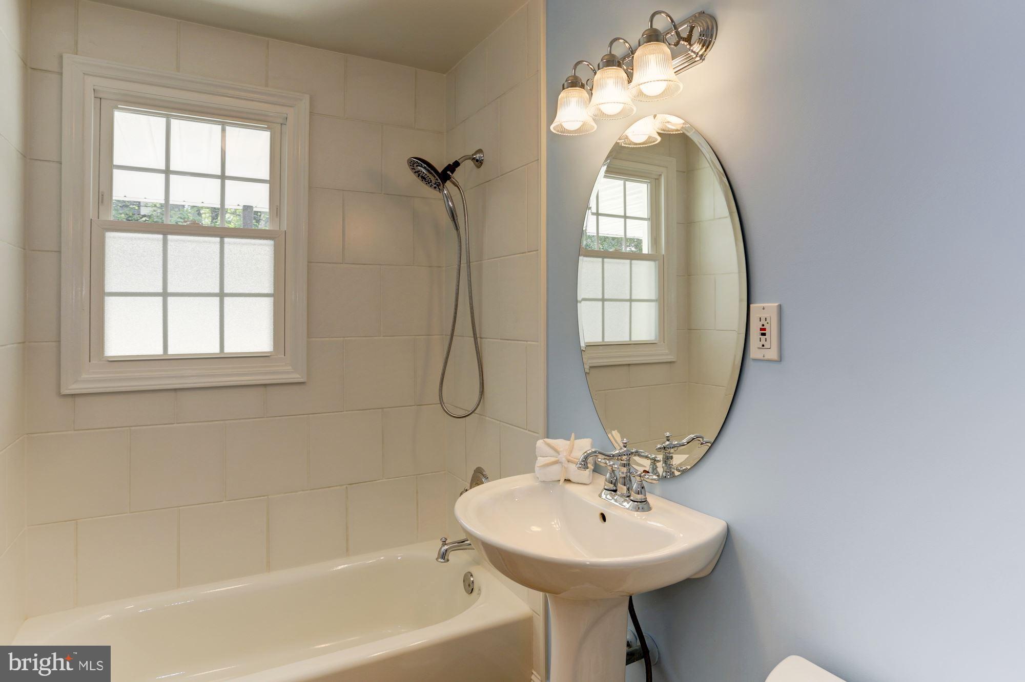 1807 Rushley Road Baltimore, MD 21234 - Photo 21 of 68