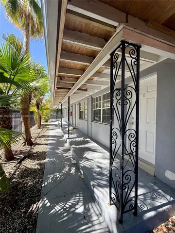 $1,375 | 551 Northeast 61st Street, Unit 2, Miami, FL 33137