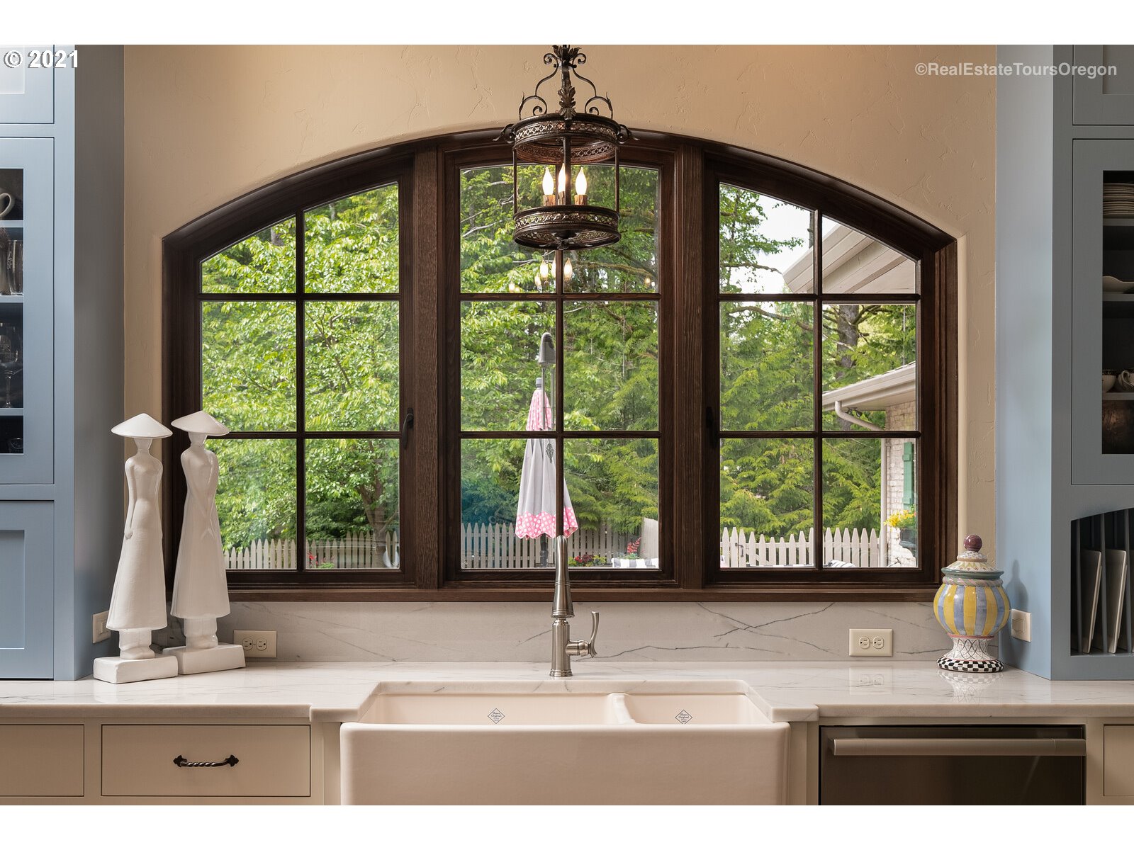 10605 Northwest Saltzman Road Portland, OR 97229 - Photo 12 of 32 Gallery Image 12