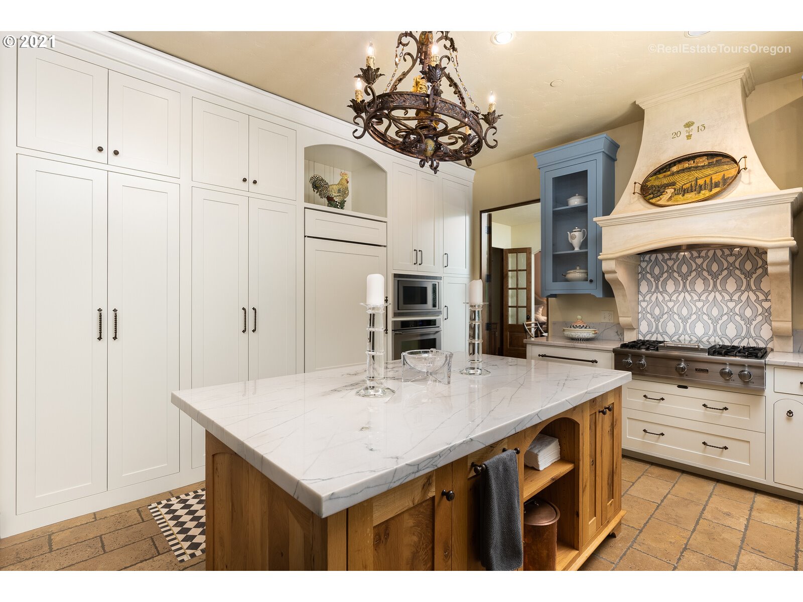 10605 Northwest Saltzman Road Portland, OR 97229 - Photo 13 of 32 Gallery Image 13