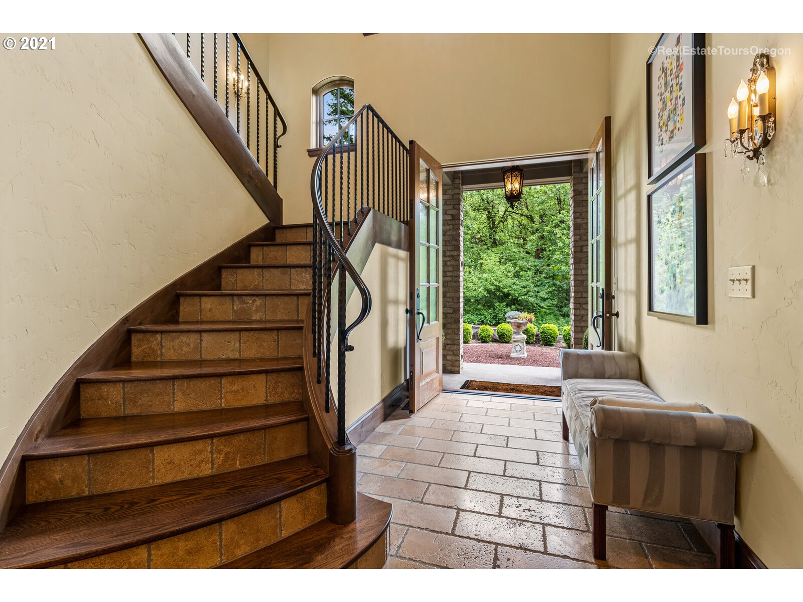 10605 Northwest Saltzman Road Portland, OR 97229 - Photo 4 of 32 Gallery Image 4