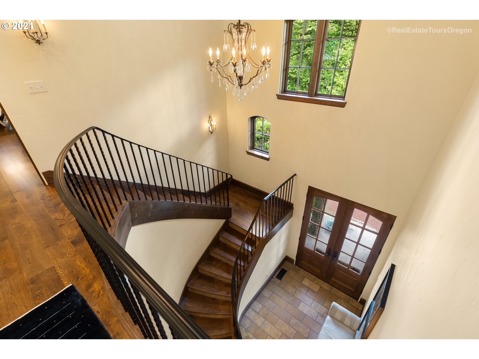 10605 Northwest Saltzman Road Portland, OR 97229 - Photo 5 of 32 Gallery Image 5