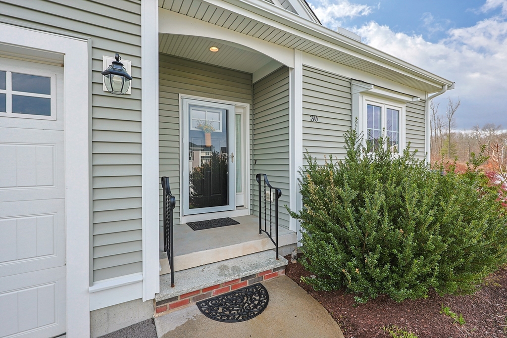 30 Partridge View Lane Wrentham, MA 02093 - Photo 3 of 31