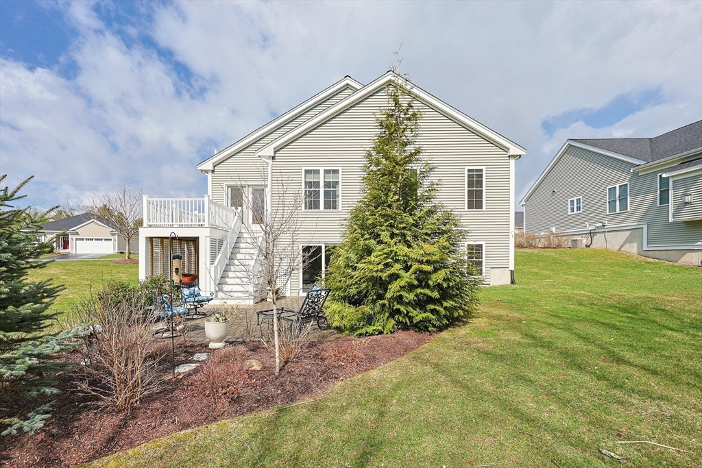 30 Partridge View Lane Wrentham, MA 02093 - Photo 5 of 31