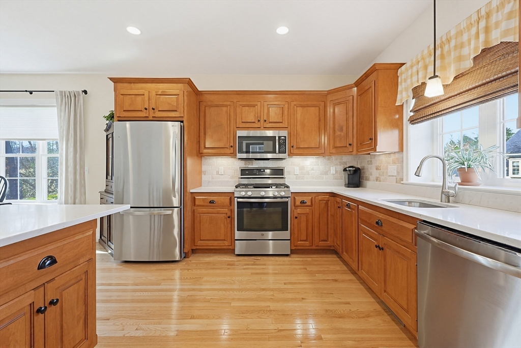 30 Partridge View Lane Wrentham, MA 02093 - Photo 9 of 31