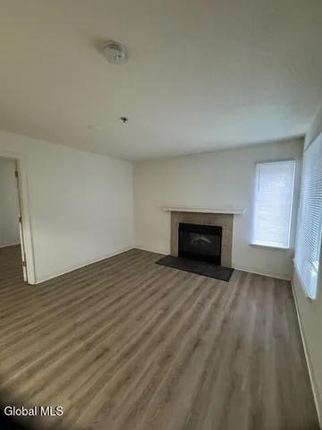 $1,176 | 9 Residence Inn Drive, Unit 201, Colonie, NY 12110