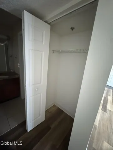 $1,176 | 9 Residence Inn Drive, Unit 201, Colonie, NY 12110