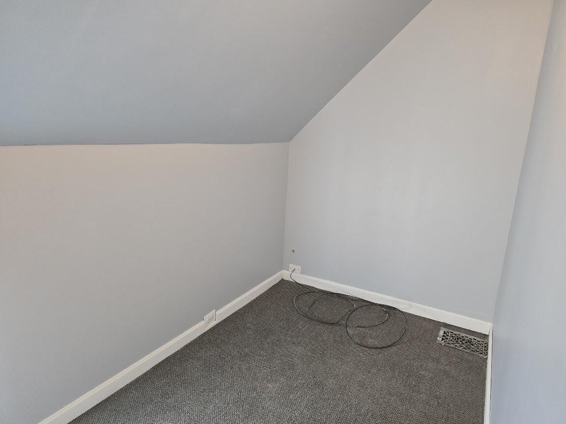 148 Fruit Street Bangor, ME 04401 - Photo 19 of 23 20250105_142046