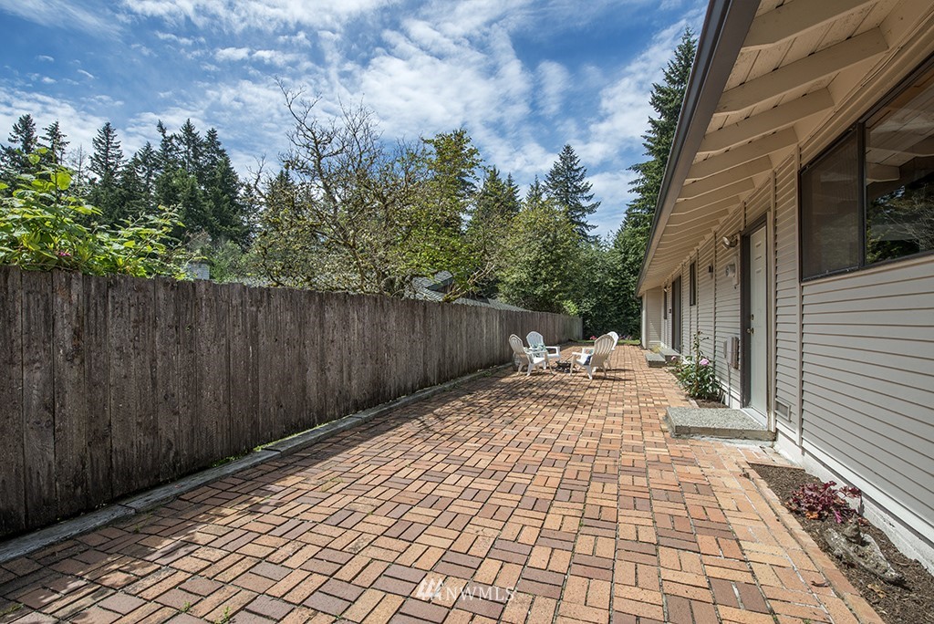 14413 157th Place Southeast Renton, WA 98059 - Photo 24 of 29 a view of a backyard with pathway