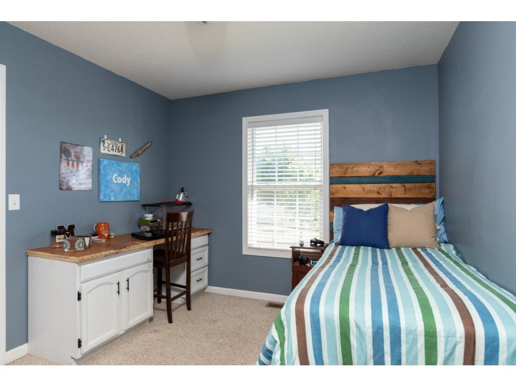 252 Webb Road Piney Flats, TN 37686 - Photo 8 of 36 Photo 8