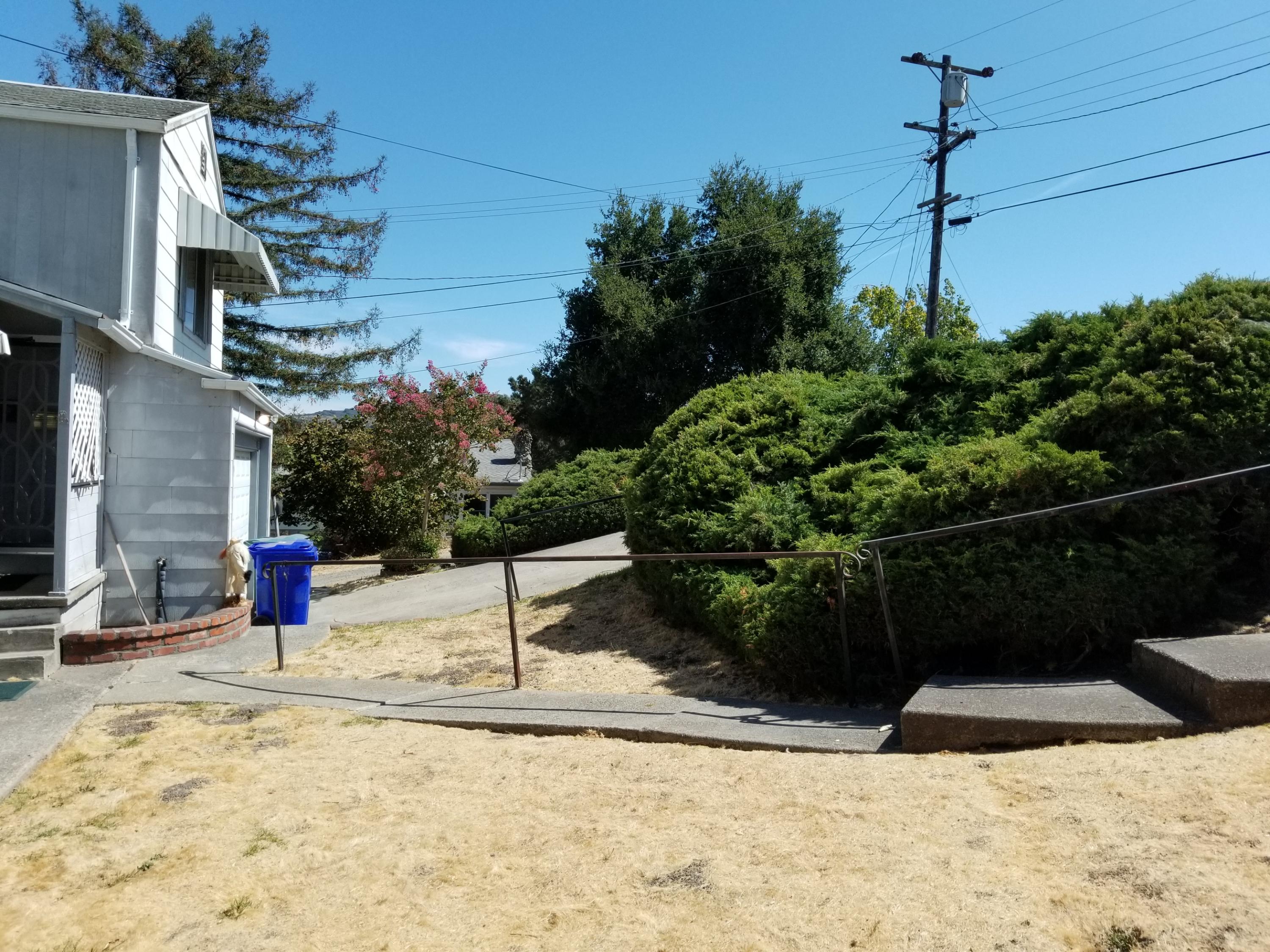 4087 Lambert Road El Sobrante, CA 94803 - Photo 4 of 35 20190821_150133