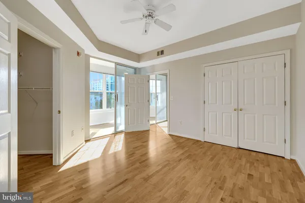 a car parked in front of a building