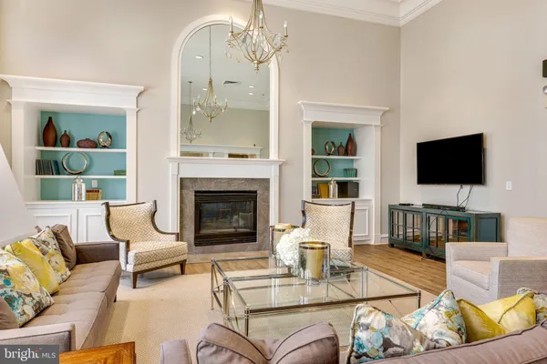 $479,000 | 1625 International Drive, Unit 421, McLean, VA 22102