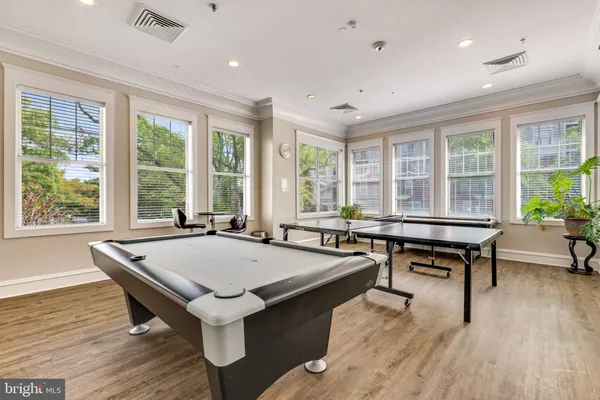 $479,000 | 1625 International Drive, Unit 421, McLean, VA 22102