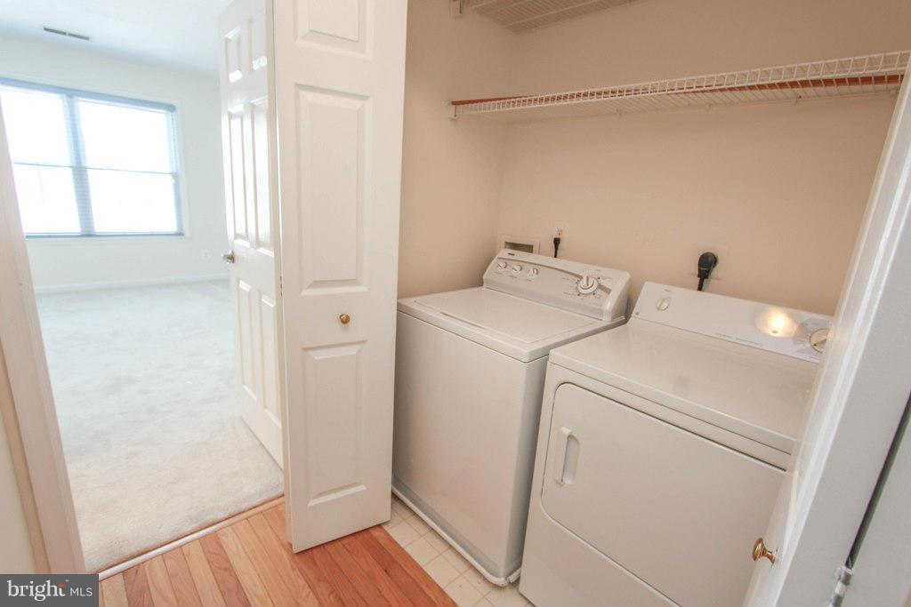 6035 Riddle Walk Alexandria, VA 22312 - Photo 19 of 30 Interior (General)