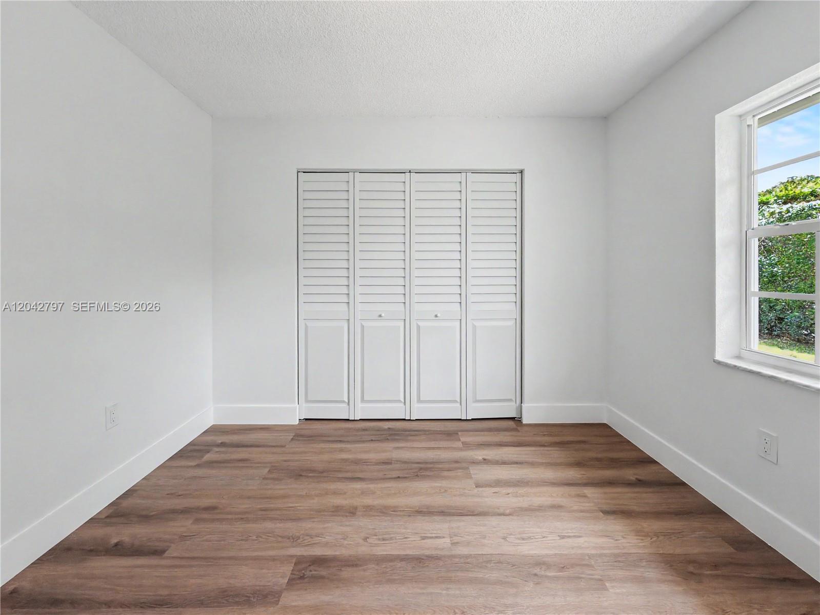 10262 Southwest 127th Place Miami, FL 33186 - Photo 18 of 29