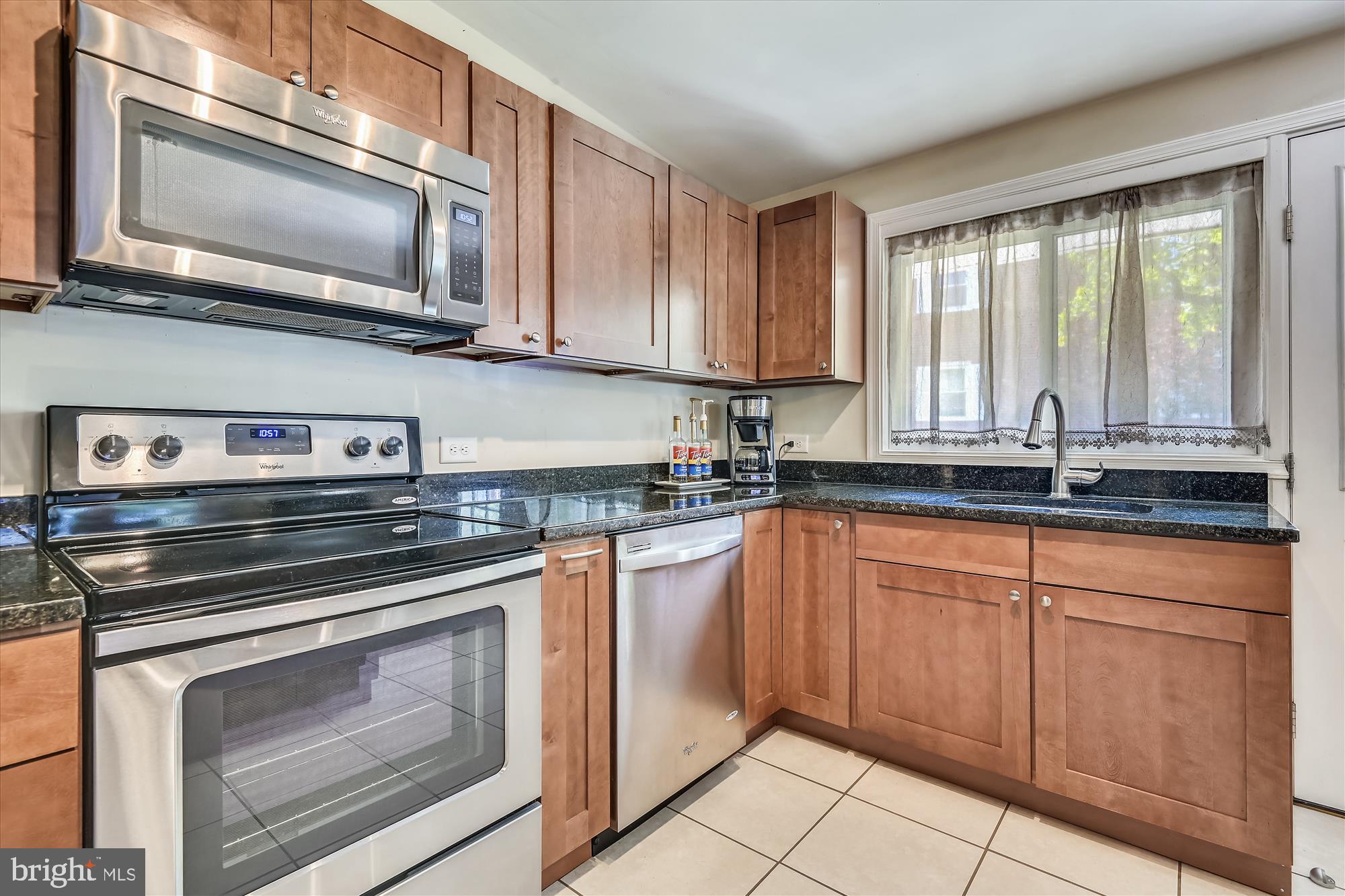 6805 Barnett Road Baltimore, MD 21239 - Photo 13 of 37 Appliances are nearly new