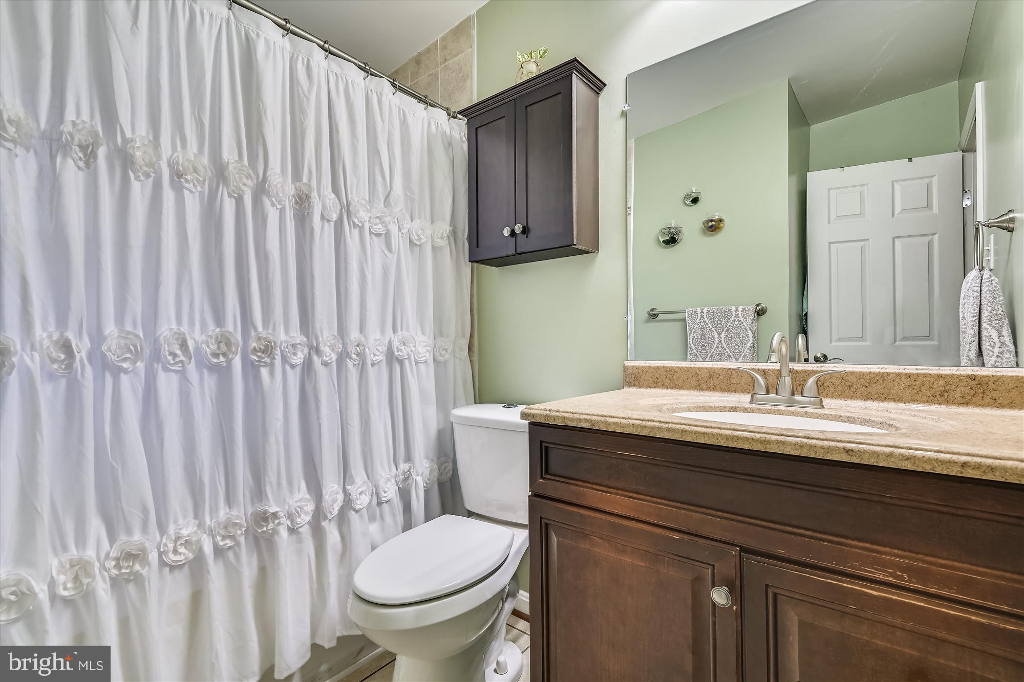 6805 Barnett Road Baltimore, MD 21239 - Photo 18 of 37 Full bath