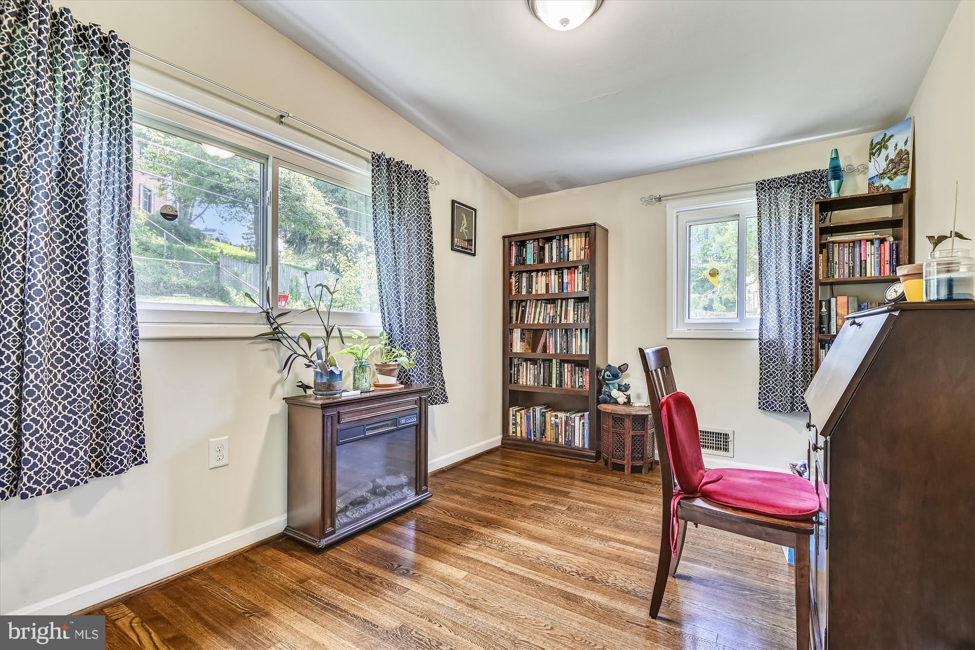 6805 Barnett Road Baltimore, MD 21239 - Photo 23 of 37 Third bedroom