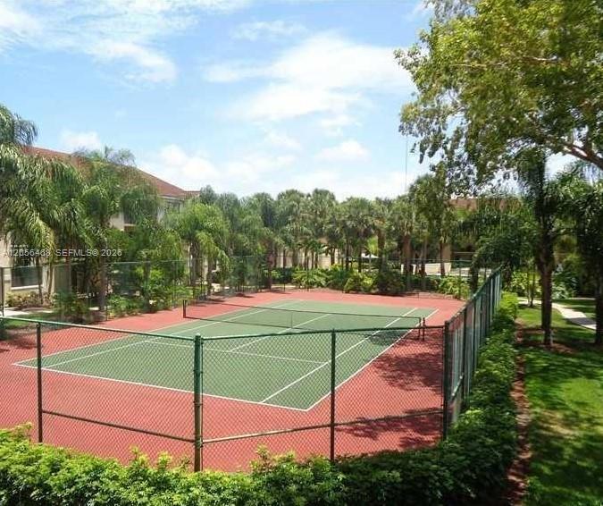 570 South Park Road, Unit 356 Hollywood, FL 33021 - Photo 4 of 19