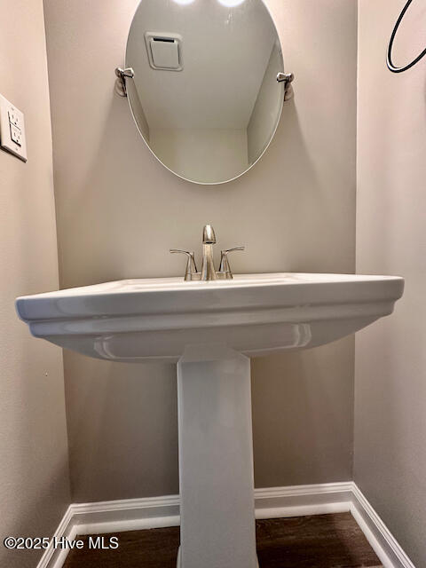 422 Pine Valley Road Jacksonville, NC 28546 - Photo 19 of 56 Half Bath