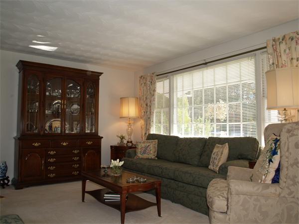 11 Wildes Road Chelmsford, MA 01824 - Photo 3 of 26 Gallery Image 3