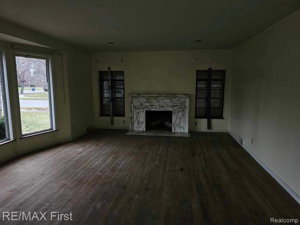 19150 Berkeley Road Detroit, MI 48221 - Photo 4 of 6