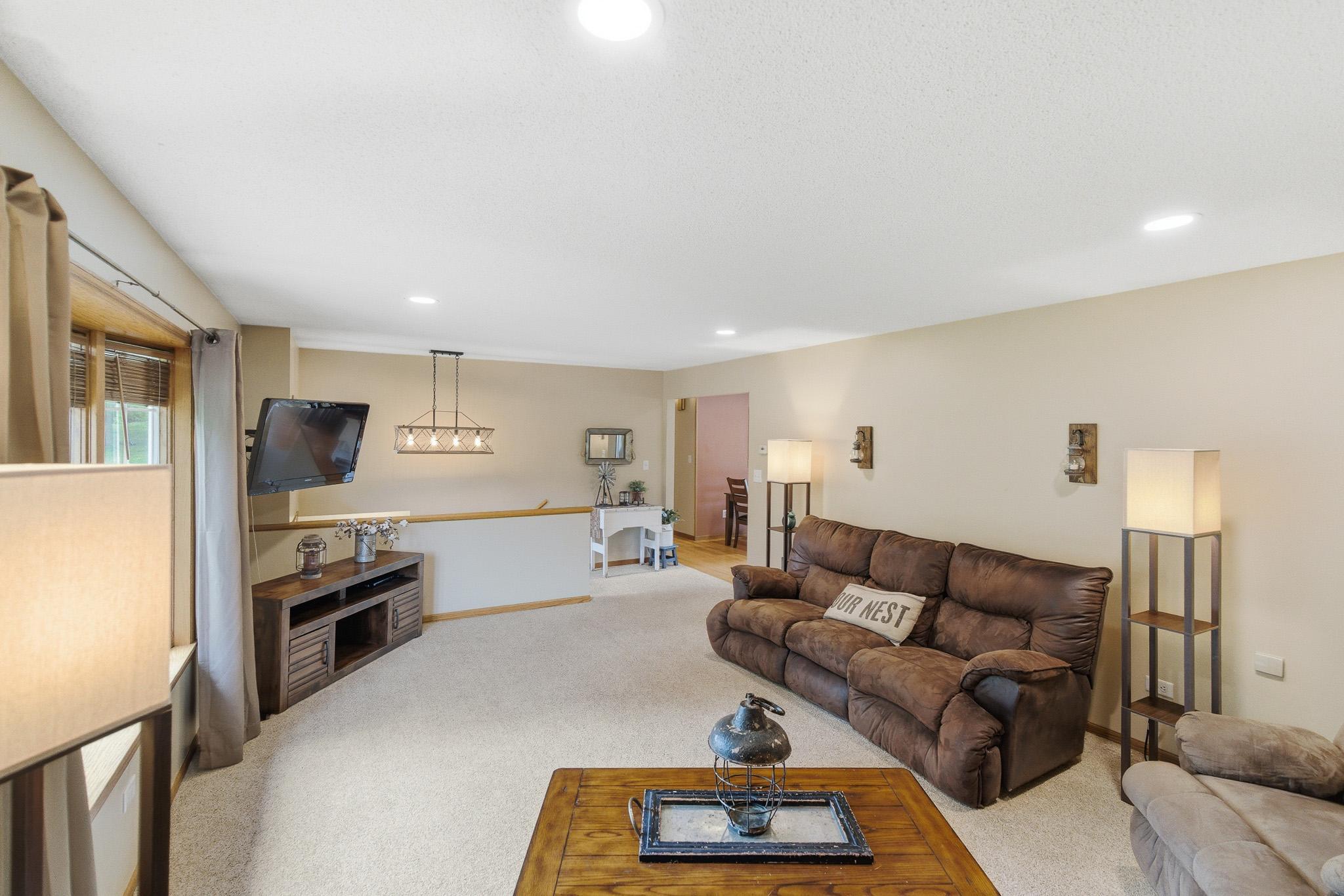 130 Half Moon Road Wells, MN 56097 - Photo 9 of 33