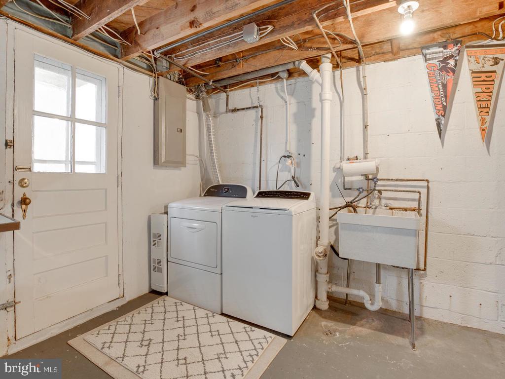 1623 Aberdeen Road Baltimore, MD 21286 - Photo 29 of 36 Laundry room in lower level