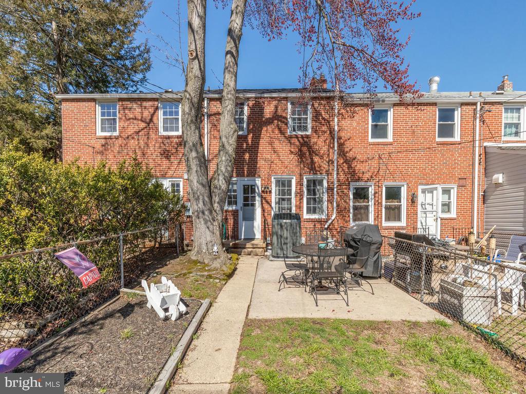 1623 Aberdeen Road Baltimore, MD 21286 - Photo 31 of 36 Enjoy gardening this summer