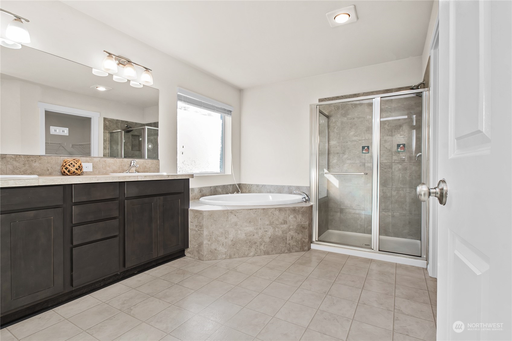 2906 Fiddleback Street Northeast Lacey, WA 98516 - Photo 16 of 24